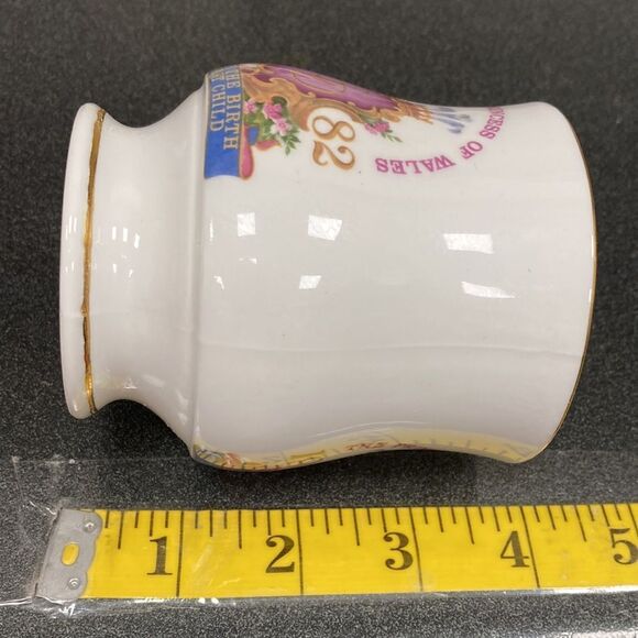 1982 Royal Mug Commemorative Birth of‎ Prince William to Charles and Diana - Picture 13 of 13